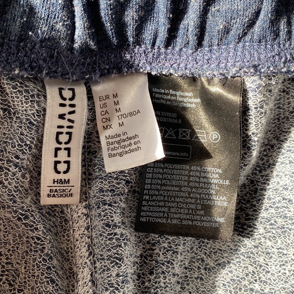 H&M sweatshorts - Picture 3 of 3